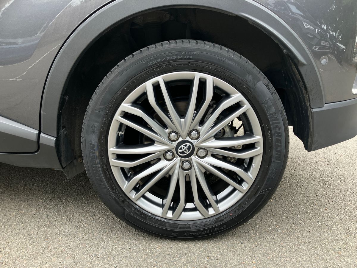 Used Toyota C-HR 2022 for sale - 77113560: Photo 8