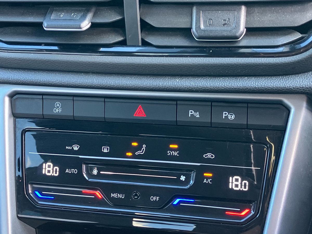 Used Volkswagen T-Roc 2022 for sale - 76957915: Photo 12