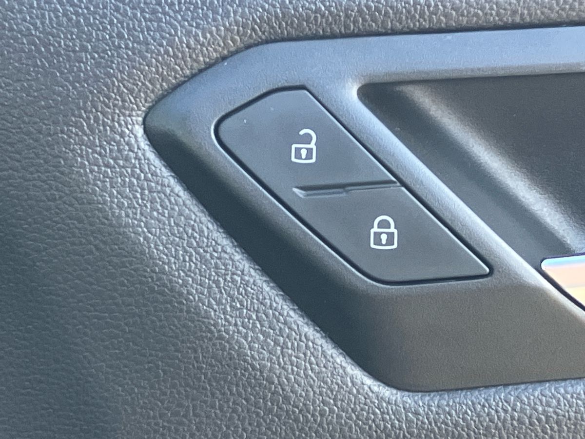 Used Volkswagen T-Roc 2022 for sale - 76957915: Photo 37