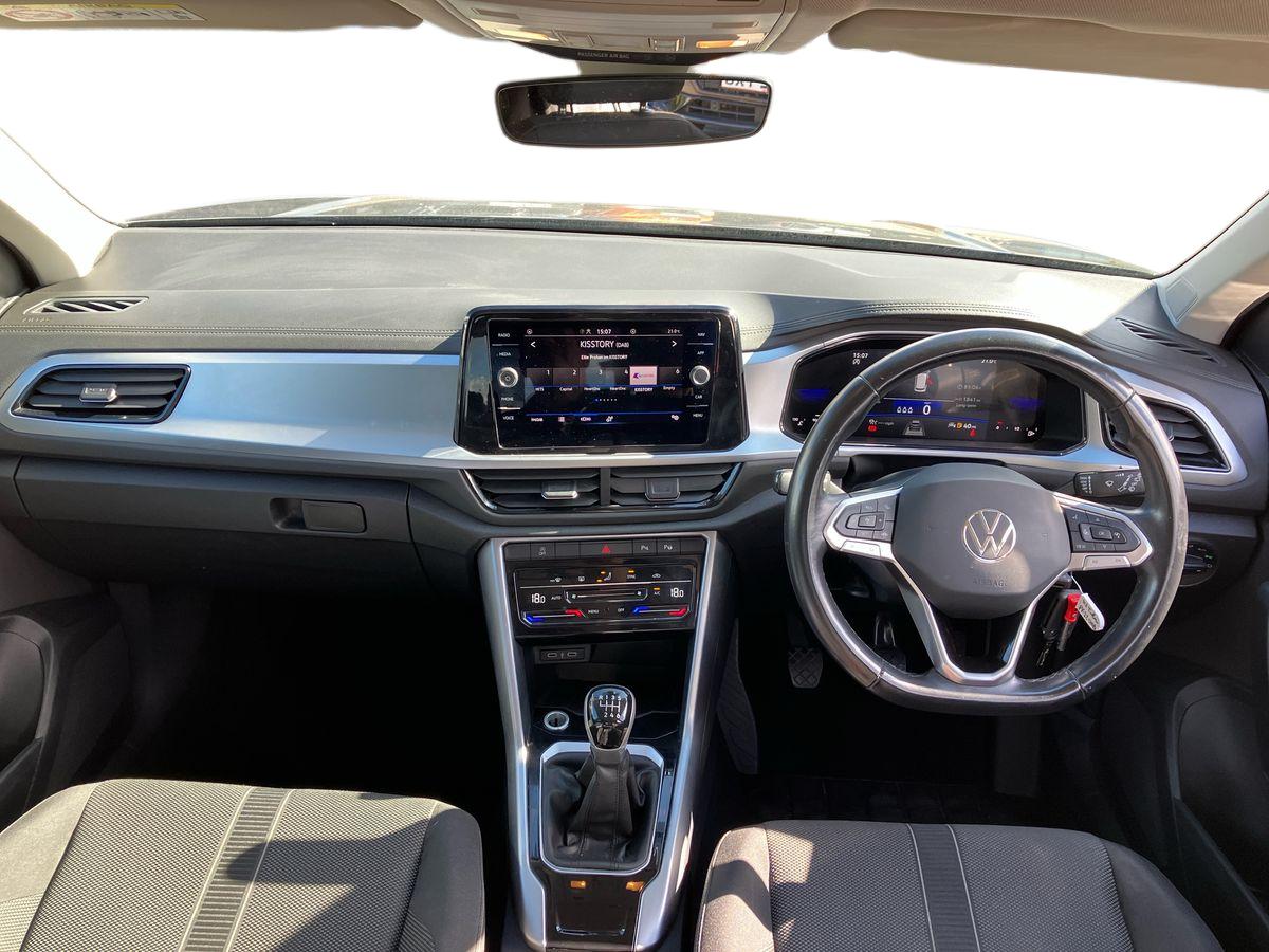 Used Volkswagen T-Roc 2022 for sale - 76957915: Photo 9