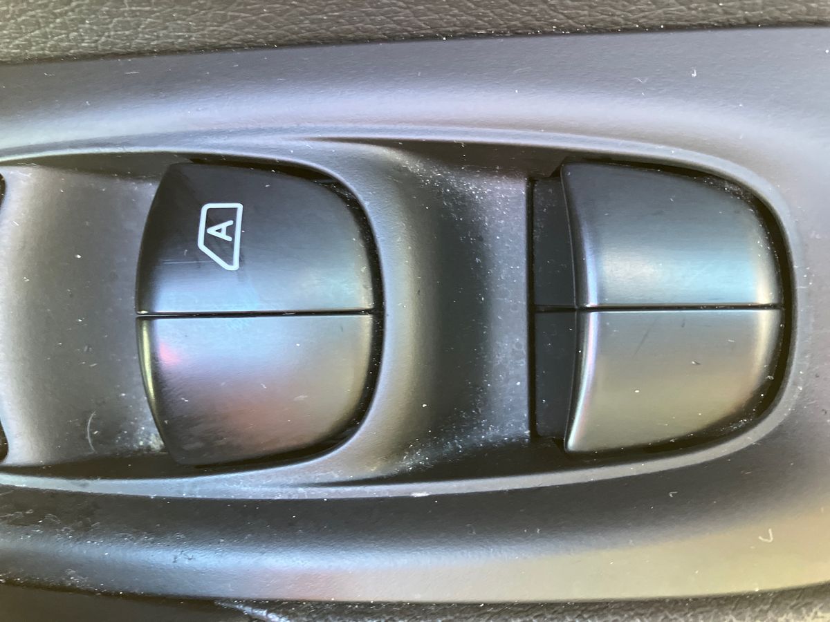 Used Nissan Qashqai 2016 for sale - 76142106: Photo 21