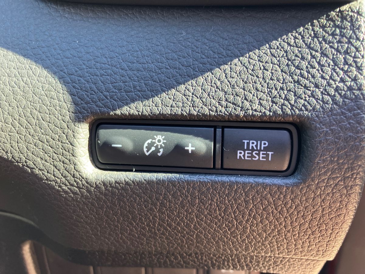 Used Nissan Qashqai 2016 for sale - 76142106: Photo 41
