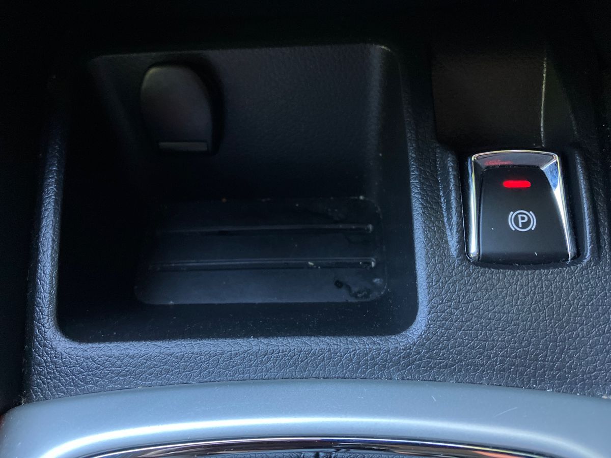 Used Nissan Qashqai 2016 for sale - 76142106: Photo 50