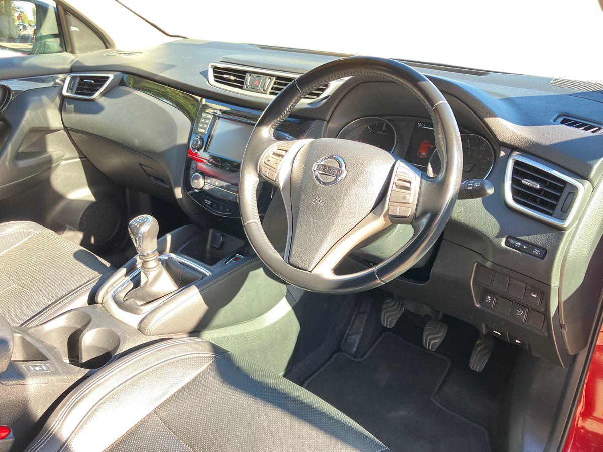 Used Nissan Qashqai 2016 for sale - 76142106: Photo 9