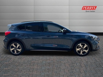 Used Ford Focus 2021 for sale - 75496840: Photo