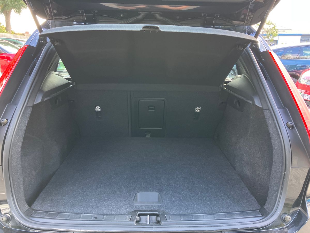 Used Volvo XC40 2019 for sale - 75745027: Photo 20