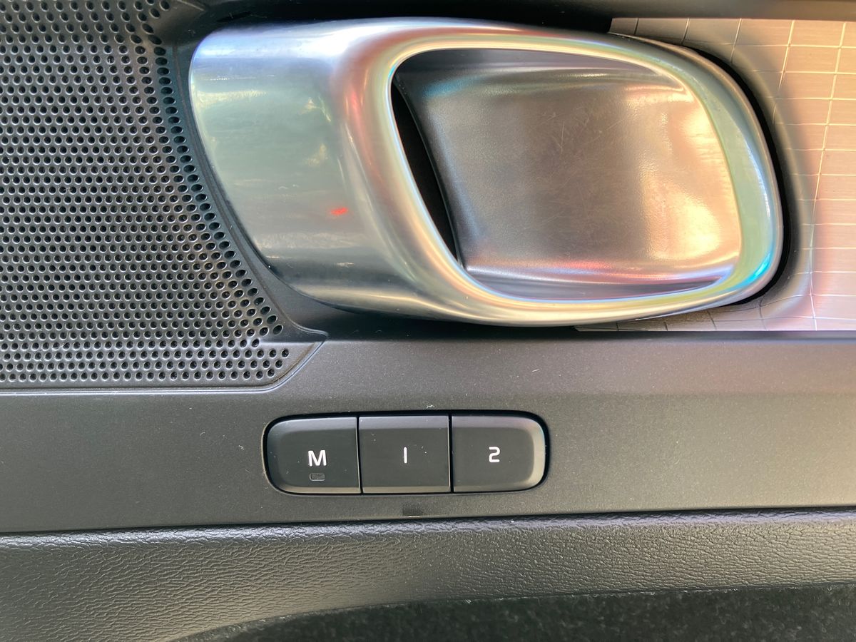 Used Volvo XC40 2019 for sale - 75745027: Photo 31