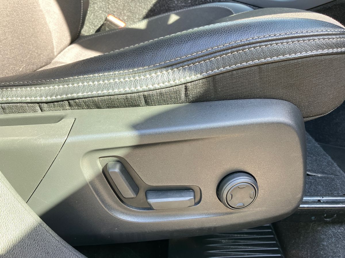 Used Volvo XC40 2019 for sale - 75745027: Photo 32