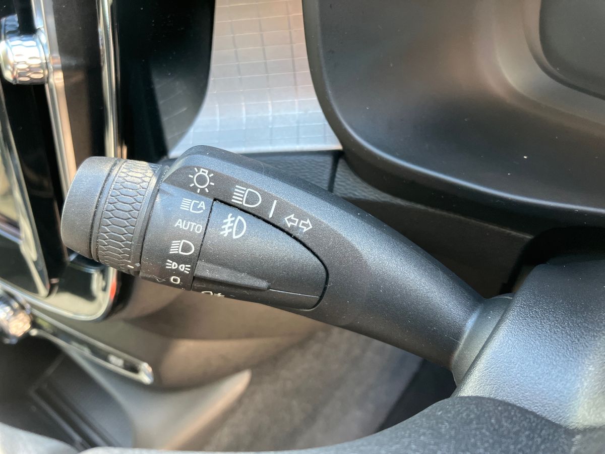 Used Volvo XC40 2019 for sale - 75745027: Photo 38