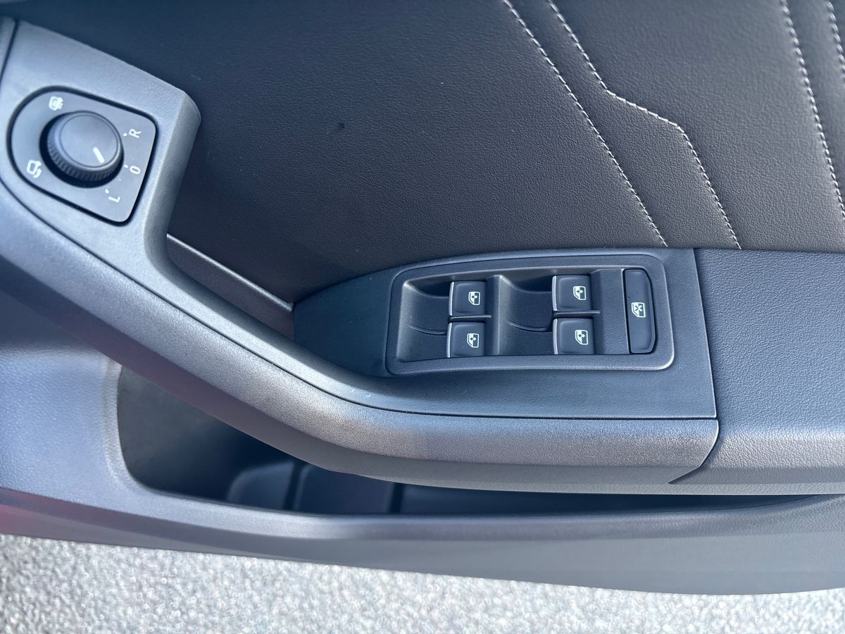 Used SEAT Ateca 2025 for sale - 76807869: Photo 18