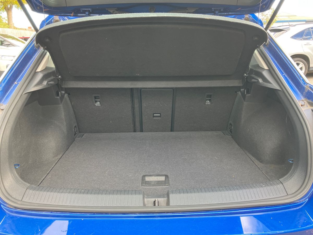 Used Volkswagen T-Roc 2019 for sale - 76272419: Photo 20