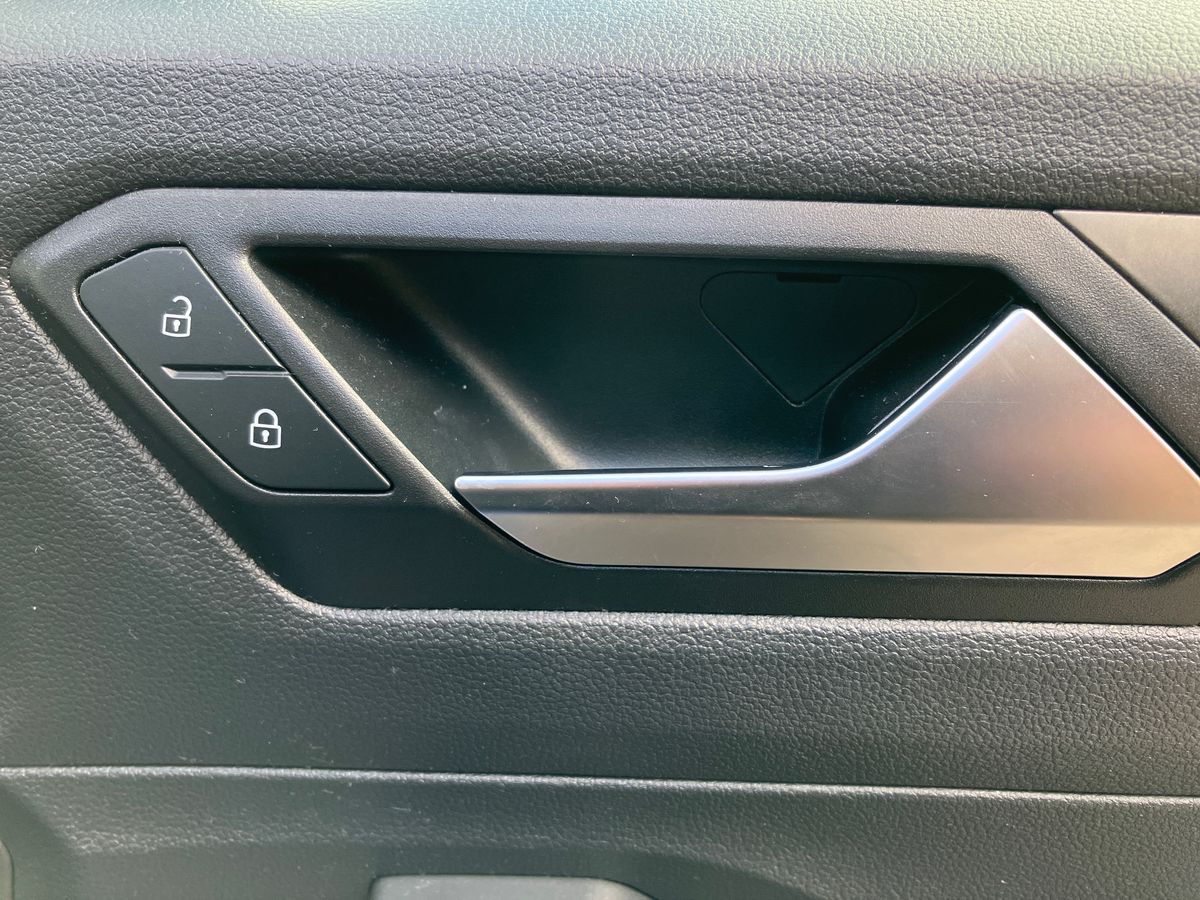 Used Volkswagen T-Roc 2019 for sale - 76272419: Photo 33
