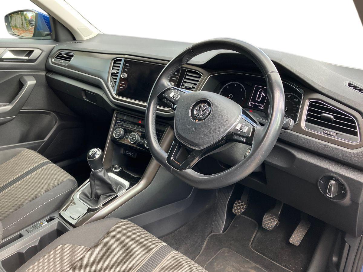 Used Volkswagen T-Roc 2019 for sale - 76272419: Photo 8