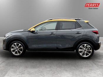 Used Kia Stonic 2023 for sale - 78454262: Photo