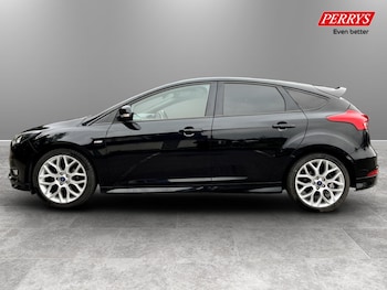 Used Ford Focus 2017 for sale - 78454081: Photo