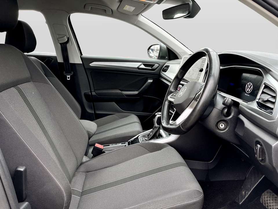 Used Volkswagen T-Roc 2023 for sale - 77460718: Photo 25