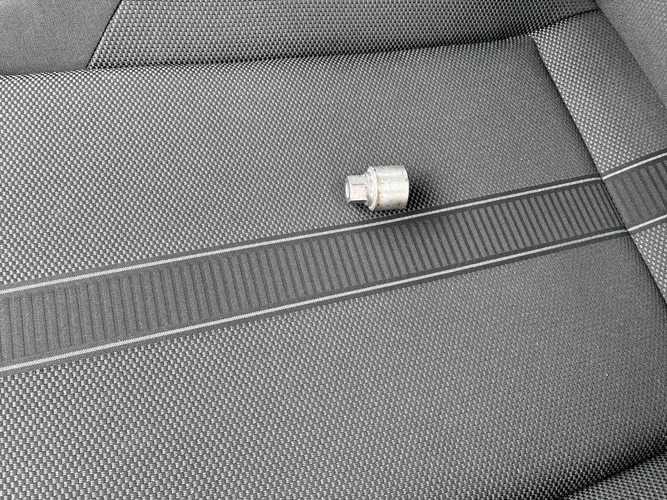 Used Volkswagen T-Roc 2023 for sale - 77460718: Photo 28