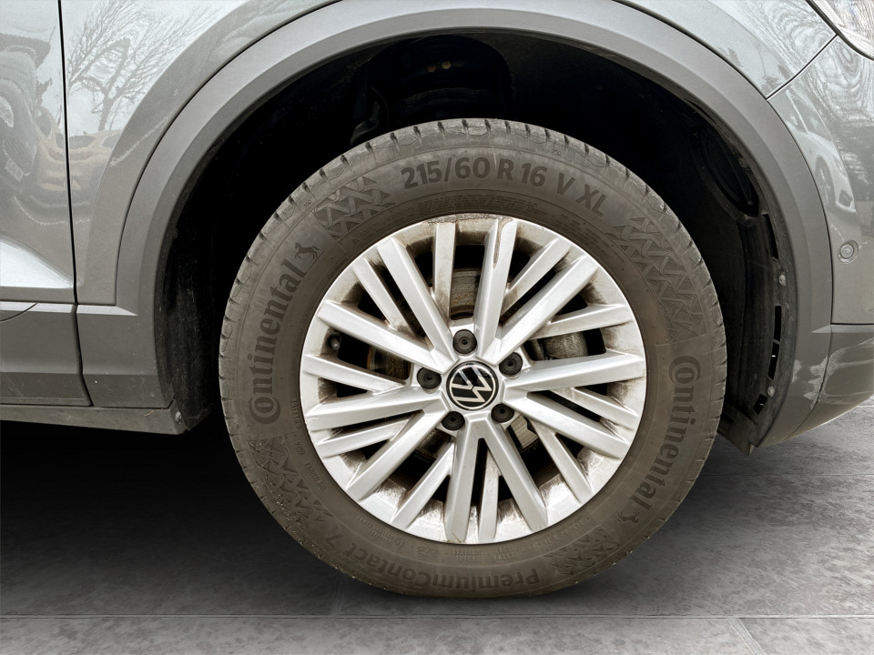 Used Volkswagen T-Roc 2023 for sale - 77460718: Photo 9