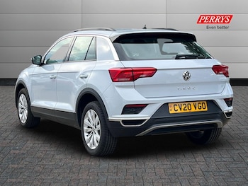 Used Volkswagen T-Roc 2020 for sale - 75144023: Photo