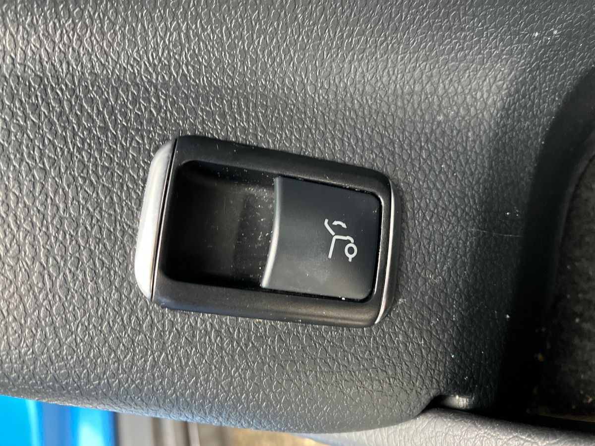 Used Mercedes-Benz GLA 2014 for sale - 77629578: Photo 35