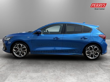 Used Ford Focus 2023 for sale - 78341596: Photo