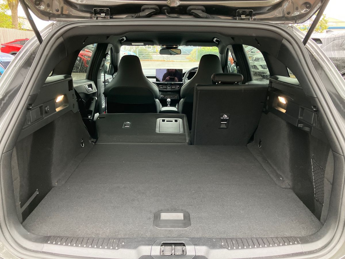 Used Ford Focus 2024 for sale - 76243656: Photo 25