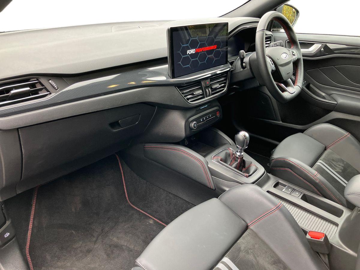 Used Ford Focus 2024 for sale - 76243656: Photo 6