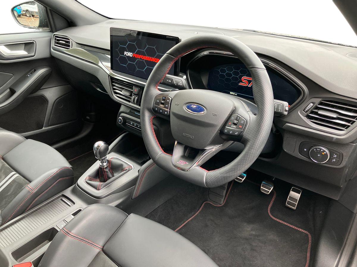 Used Ford Focus 2024 for sale - 76243656: Photo 8