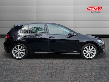 Used Volkswagen Golf 2020 for sale - 75453153: Photo