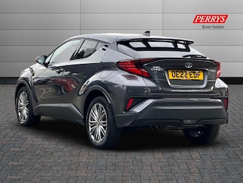 Used Toyota C-HR 2022 for sale - 76142121: Photo 2