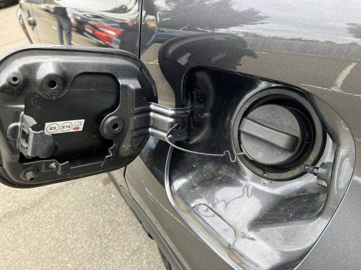 Used Toyota C-HR 2022 for sale - 76142121: Photo 38
