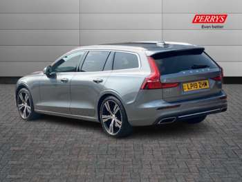 Used Volvo V60 2019 for sale - 74924072: Photo