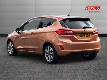 Used Ford Fiesta 2018 for sale - 76351870: Photo