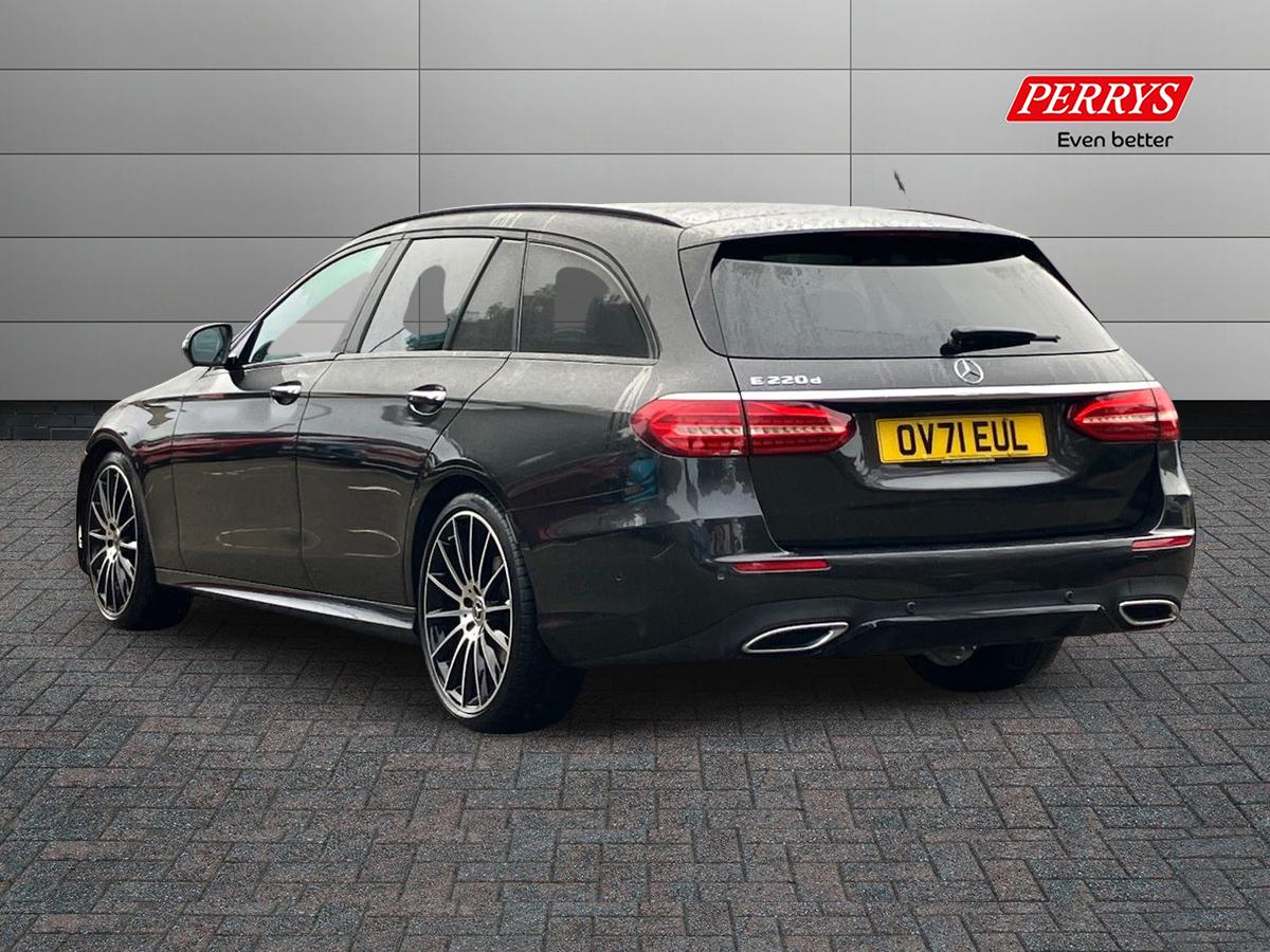 Used Mercedes-Benz E Class 2021 for sale - 76180838: Photo 2