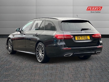 Used Mercedes-Benz E Class 2021 for sale - 76180838: Photo 2