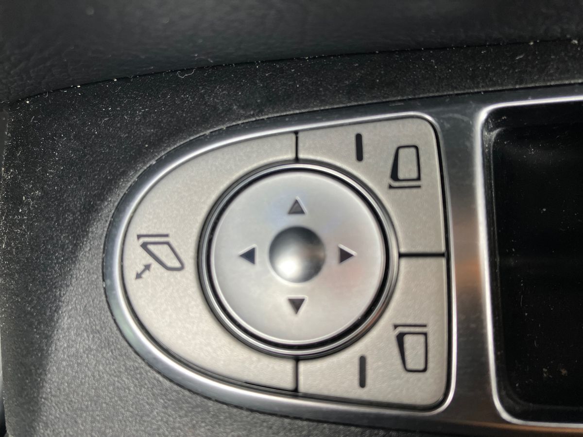 Used Mercedes-Benz E Class 2021 for sale - 76180838: Photo 34