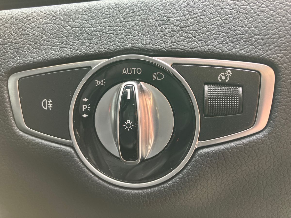 Used Mercedes-Benz E Class 2021 for sale - 76180838: Photo 38