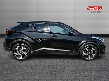 Used Toyota C-HR 2023 for sale - 79329767: Photo