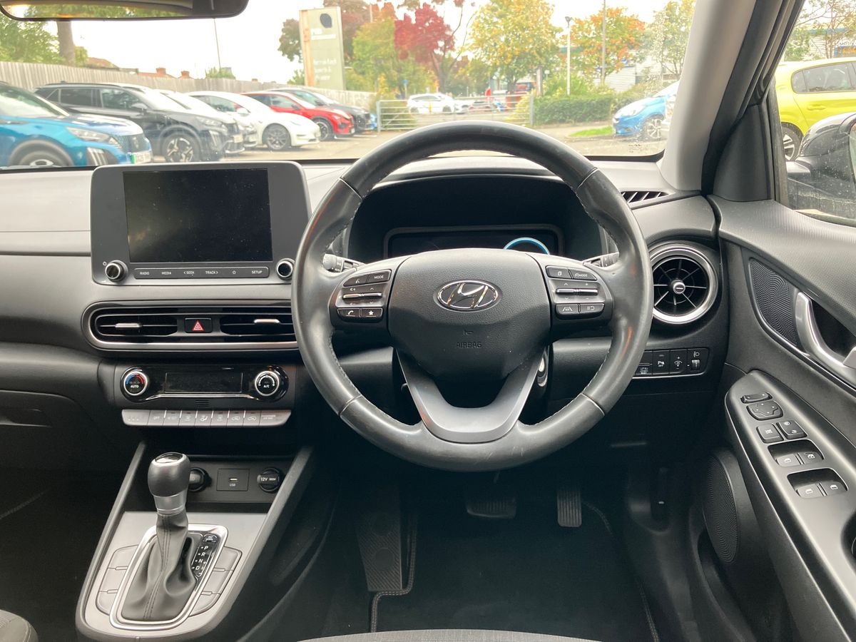 Used Hyundai KONA 2025 for sale - 76128247: Photo 15