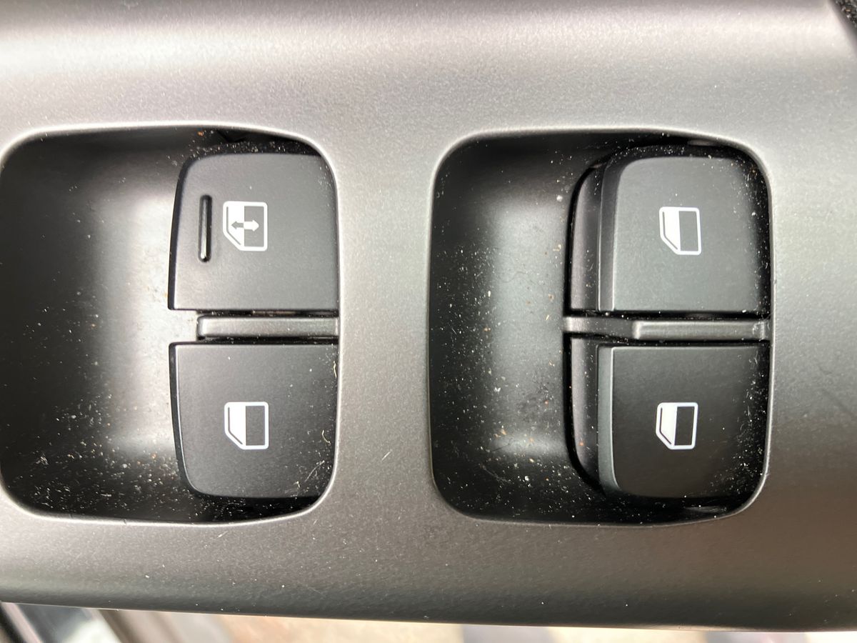 Used Hyundai KONA 2025 for sale - 76128247: Photo 18