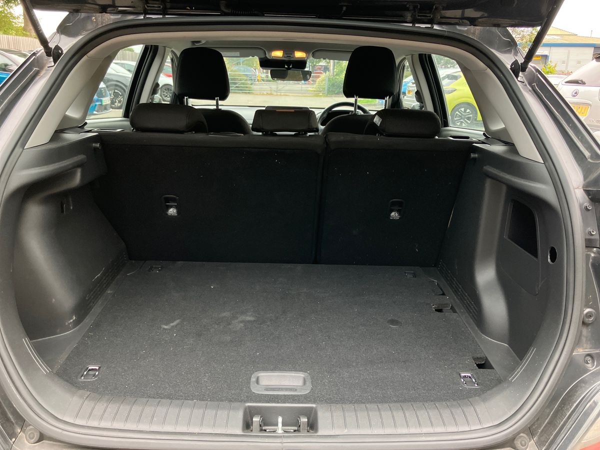 Used Hyundai KONA 2025 for sale - 76128247: Photo 21