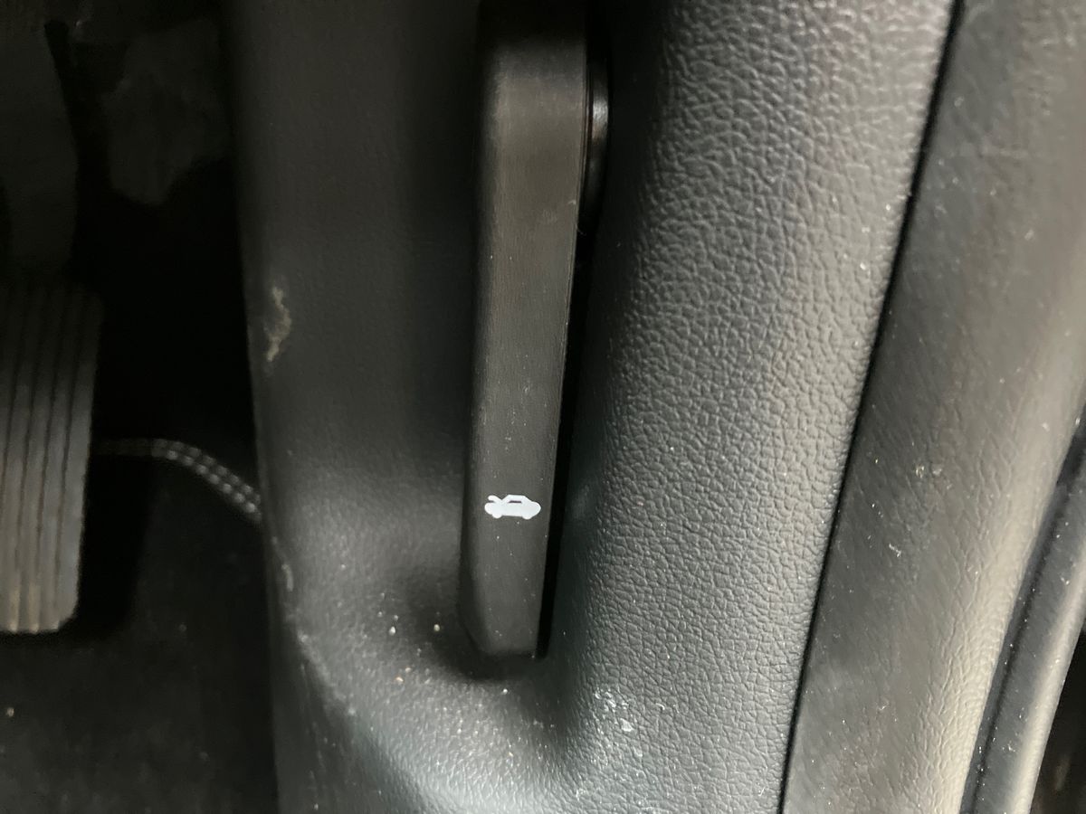 Used Hyundai KONA 2025 for sale - 76128247: Photo 32