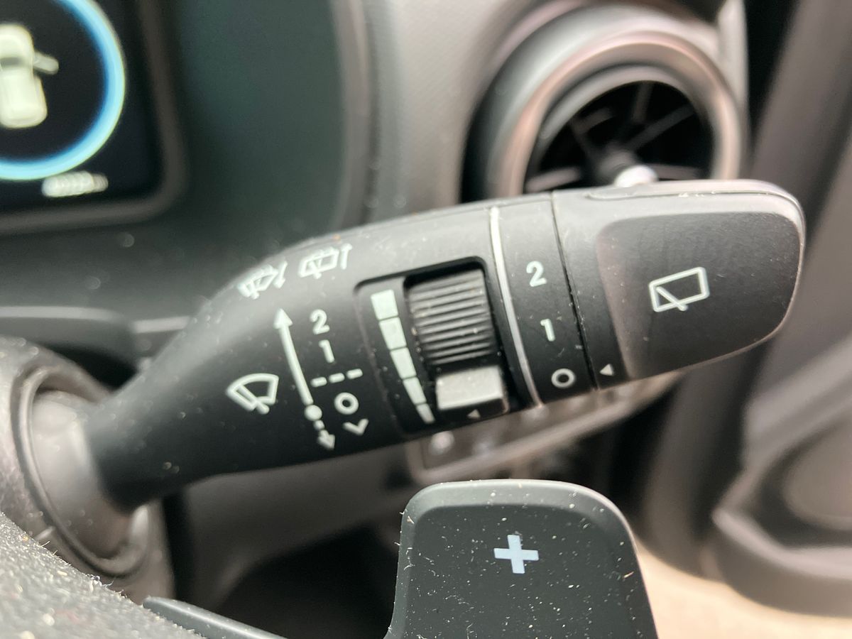 Used Hyundai KONA 2025 for sale - 76128247: Photo 36