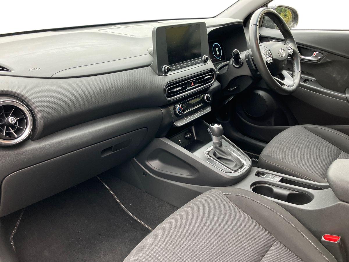 Used Hyundai KONA 2025 for sale - 76128247: Photo 6