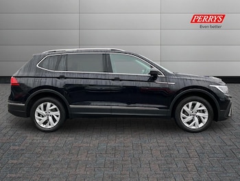 Used Volkswagen Tiguan Allspace 2022 for sale - 77002144: Photo