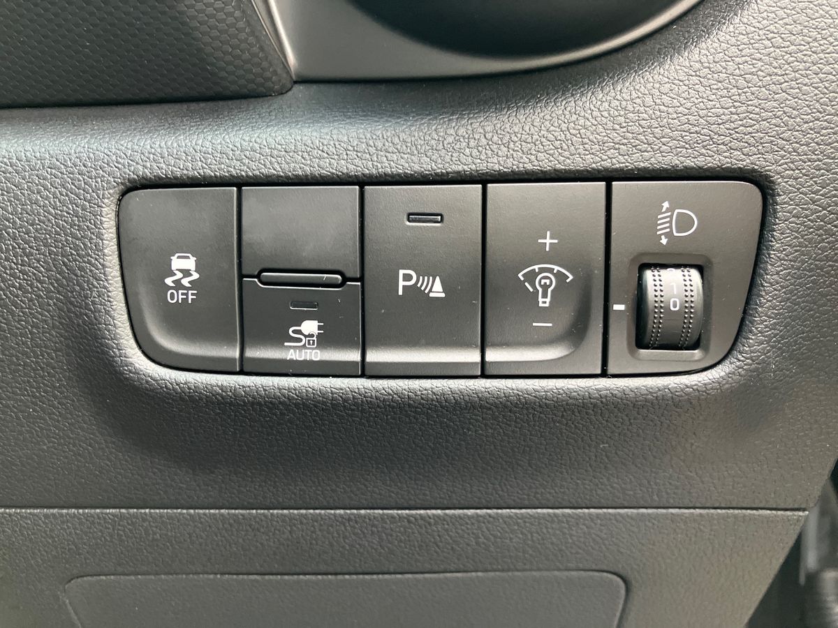 Used Hyundai KONA 2022 for sale - 76958013: Photo 35