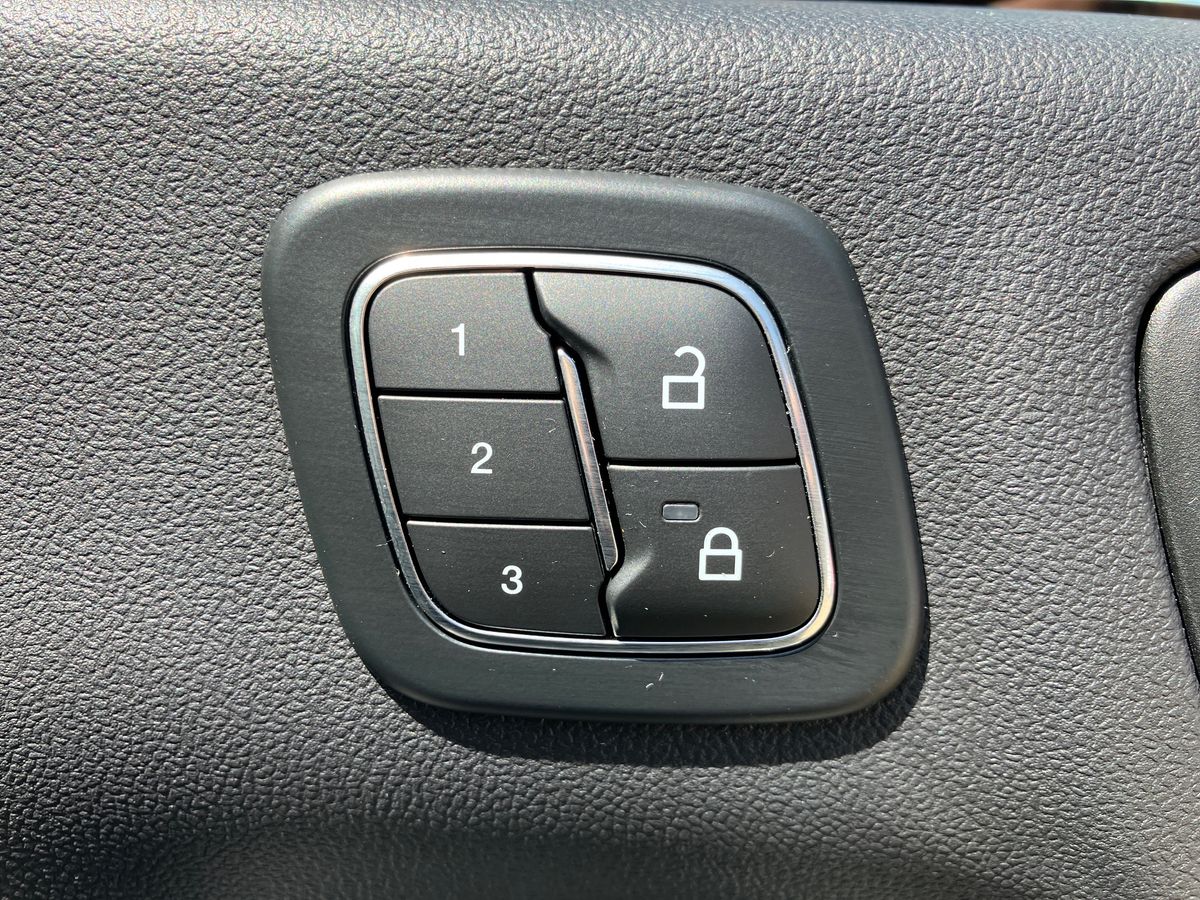 Vehicle 43