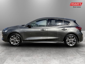 Used Ford Focus 2023 for sale - 77789898: Photo
