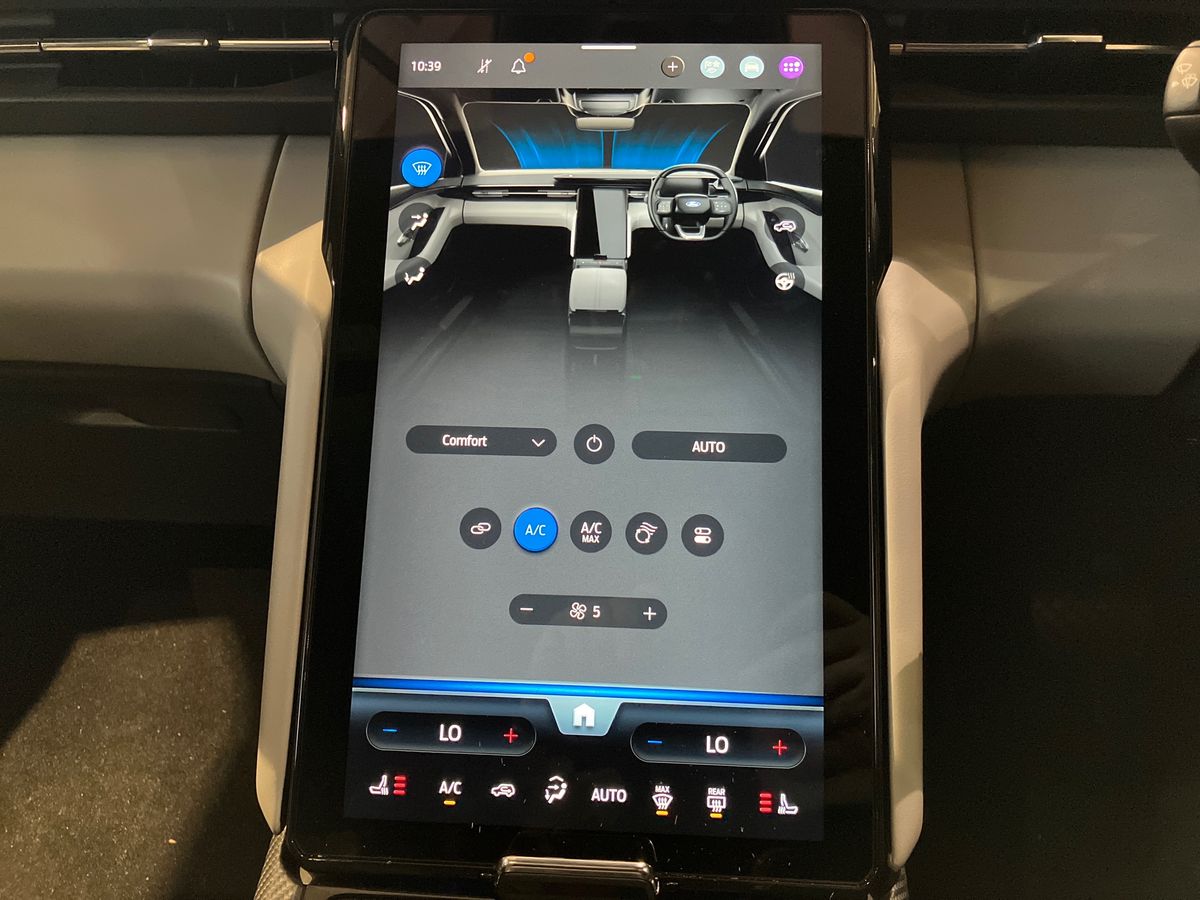 Used Ford Explorer 2025 for sale - 77061789: Photo 12