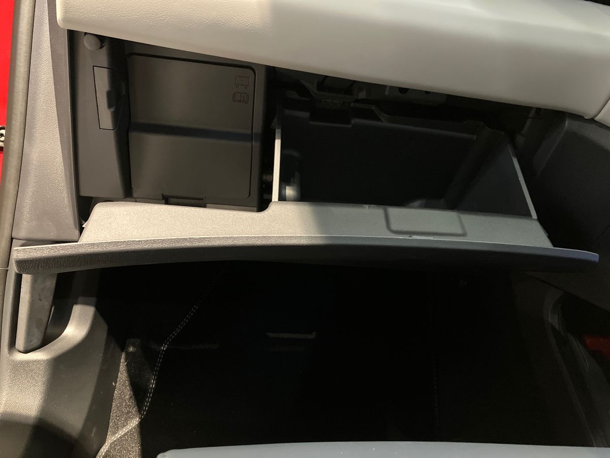 Used Ford Explorer 2025 for sale - 77061789: Photo 28